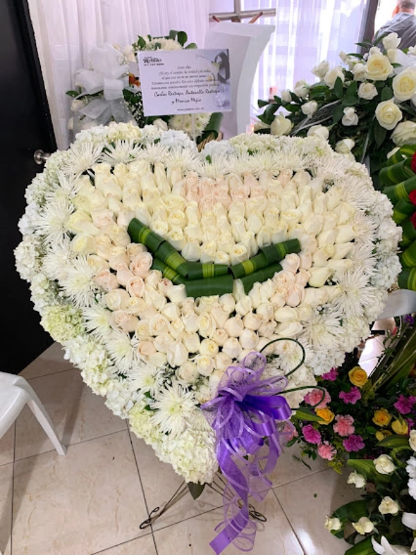 floristerias-cerca-de-mi-funeraria-salas-villanueva-muerte-medellin-antioquia